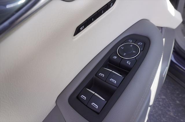 Photo of 2025 Midnight Sky Metallic Cadillac XT6