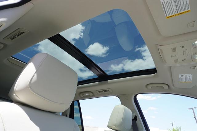 Photo of 2025 Midnight Sky Metallic Cadillac XT6