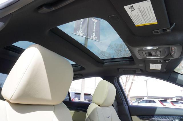 Photo of 2025 Crystal White Tricoat Cadillac CT5