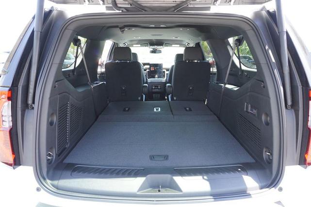 Photo of 2025 Summit White GMC Yukon XL