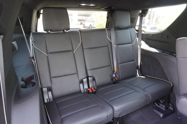Photo of 2021 Crystal White Tricoat Cadillac Escalade