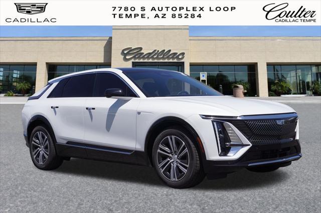 Photo of 2025 Crystal White Tricoat Cadillac LYRIQ