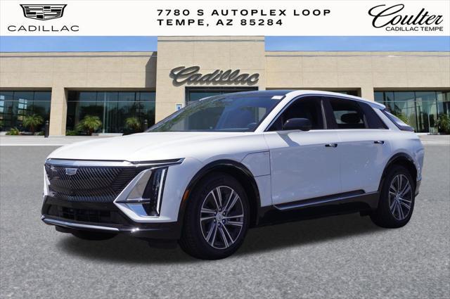 Photo of 2025 Crystal White Tricoat Cadillac LYRIQ