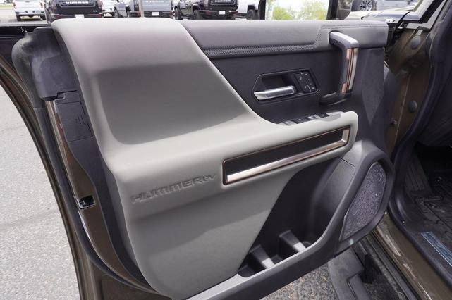 Photo of 2025 Deep Aurora Metallic (Dark Bronze) GMC HUMMER EV SUV