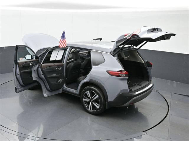 Photo of 2021 Boulder Gray Pearl Nissan Rogue