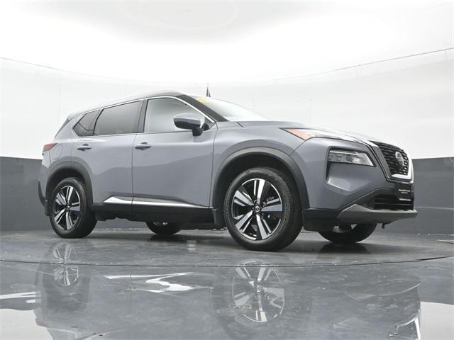 Photo of 2021 Boulder Gray Pearl Nissan Rogue