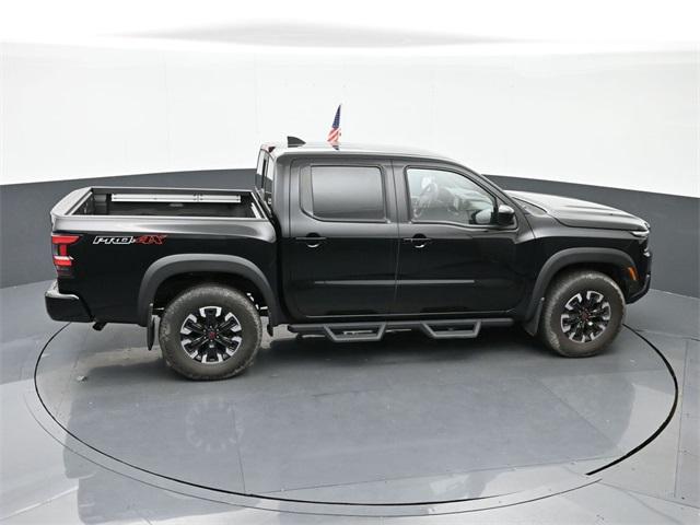 Photo of 2022 Super Black Nissan Frontier