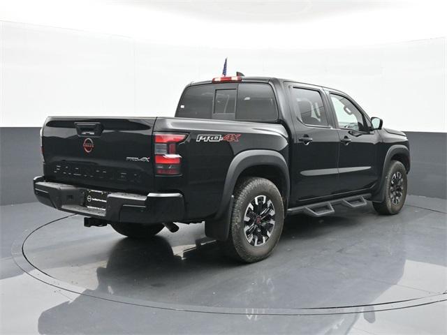 Photo of 2022 Super Black Nissan Frontier