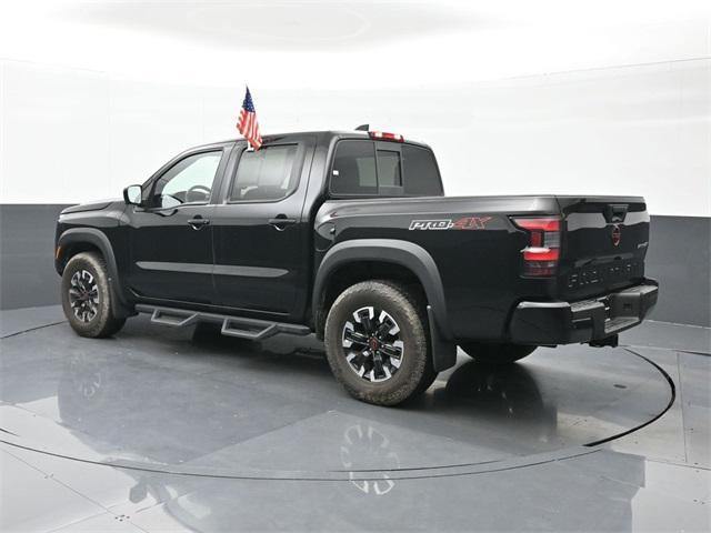 Photo of 2022 Super Black Nissan Frontier