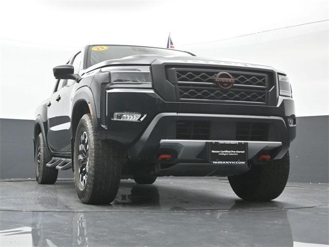 Photo of 2022 Super Black Nissan Frontier