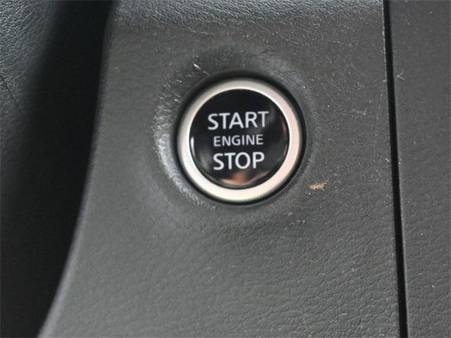 Photo of 2023 Boulder Gray Pearl Nissan Frontier