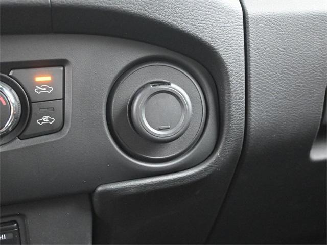 Photo of 2023 Boulder Gray Pearl Nissan Frontier