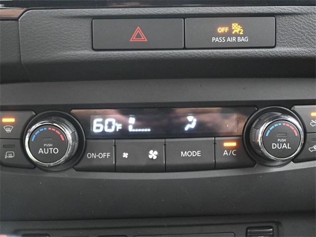 Photo of 2023 Boulder Gray Pearl Nissan Frontier