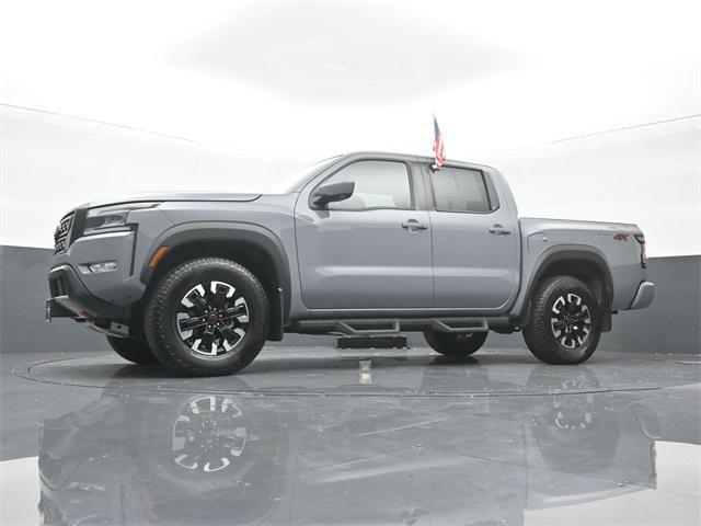 Photo of 2023 Boulder Gray Pearl Nissan Frontier