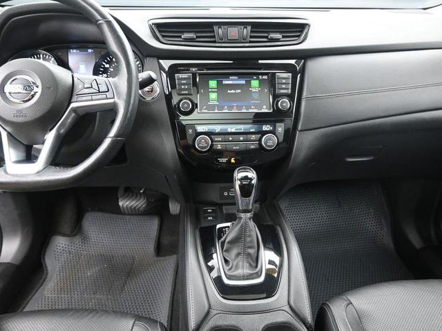 Photo of 2019 Brilliant Silver Metallic Nissan Rogue