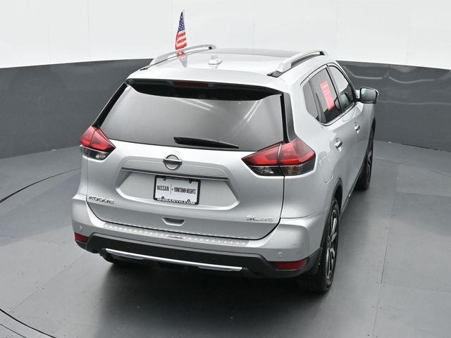 Photo of 2019 Brilliant Silver Metallic Nissan Rogue