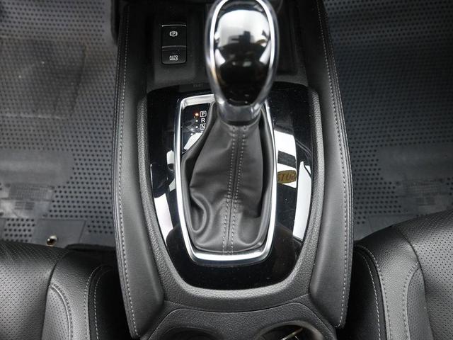 Photo of 2019 Brilliant Silver Metallic Nissan Rogue