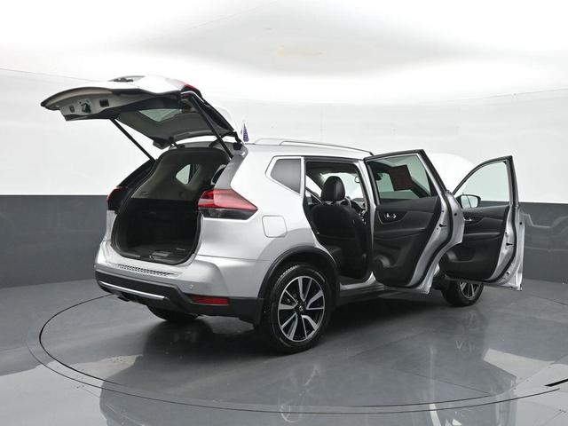Photo of 2019 Brilliant Silver Metallic Nissan Rogue