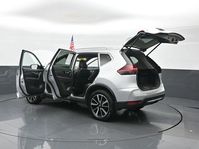 Photo of 2019 Brilliant Silver Metallic Nissan Rogue