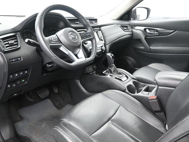 Photo of 2019 Brilliant Silver Metallic Nissan Rogue