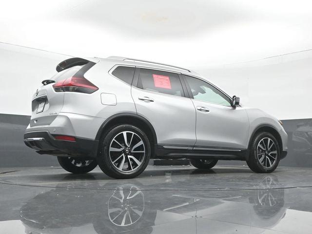 Photo of 2019 Brilliant Silver Metallic Nissan Rogue