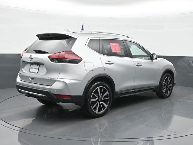 Photo of 2019 Brilliant Silver Metallic Nissan Rogue