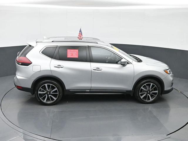 Photo of 2019 Brilliant Silver Metallic Nissan Rogue