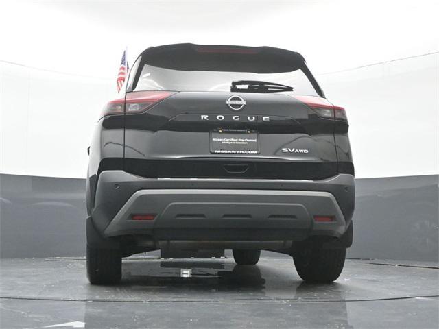 Photo of 2022 Super Black Nissan Rogue
