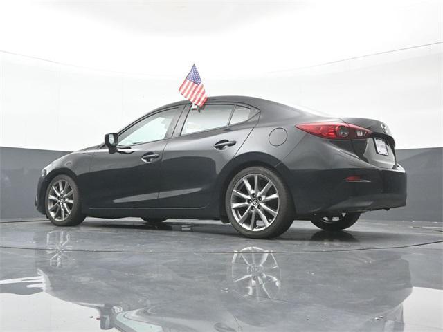 Photo of 2015 Jet Black Mazda Mazda3