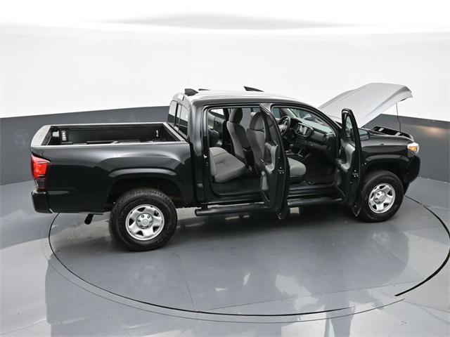 Photo of 2021 Midnight Black Metallic Toyota Tacoma