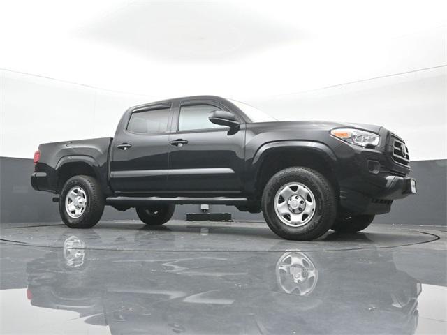 Photo of 2021 Midnight Black Metallic Toyota Tacoma