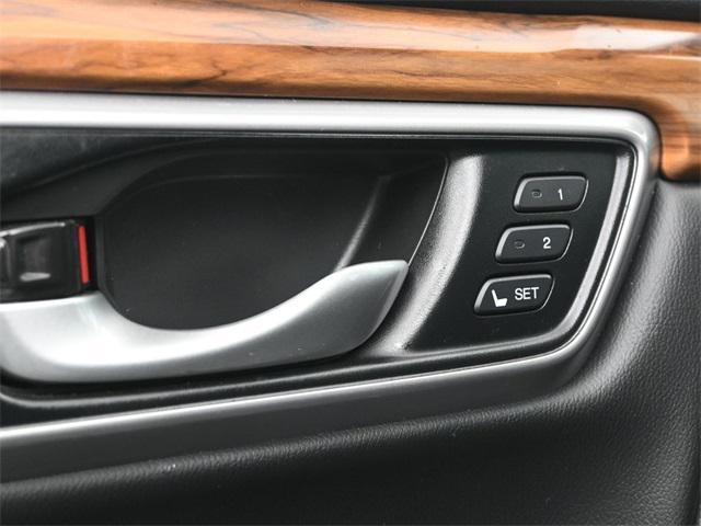 Photo of 2020 Crystal Black Pearl Honda CR-V