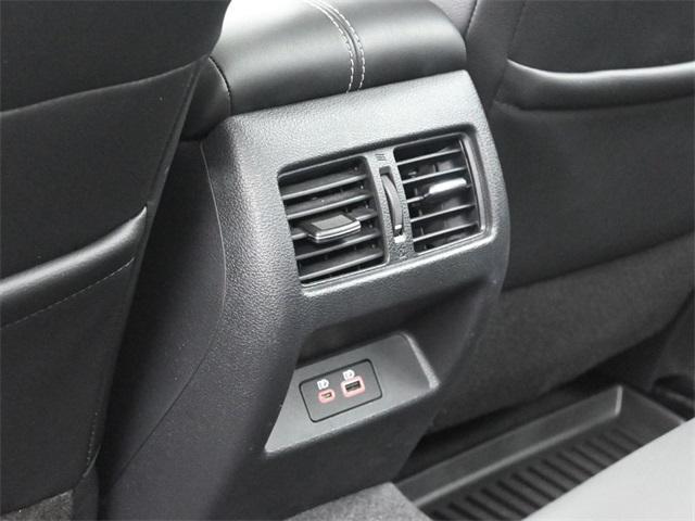 Photo of 2022 Pearl White Tricoat Nissan Altima