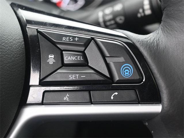 Photo of 2022 Pearl White Tricoat Nissan Altima