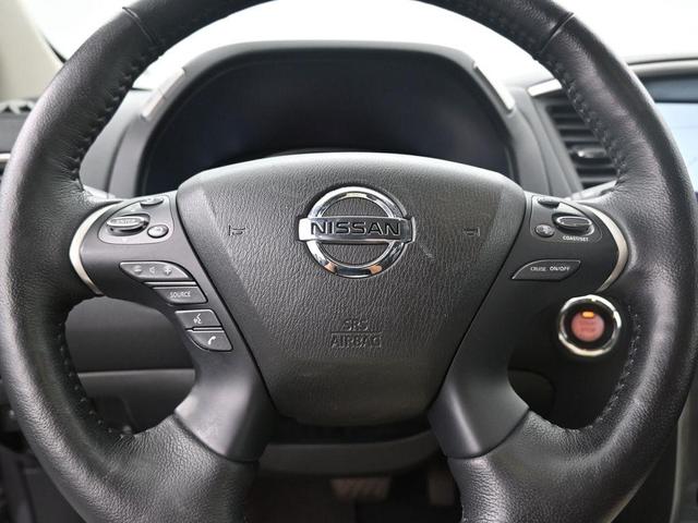 Photo of 2020 Gun Metallic Nissan Pathfinder