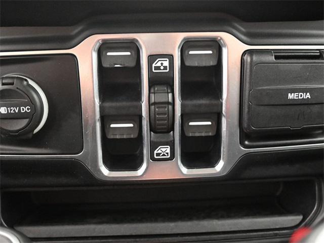 Photo of 2020 Billet Silver Metallic Clearcoat Jeep Gladiator
