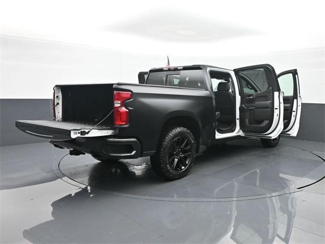 Photo of 2021 Summit White Chevrolet Silverado 1500