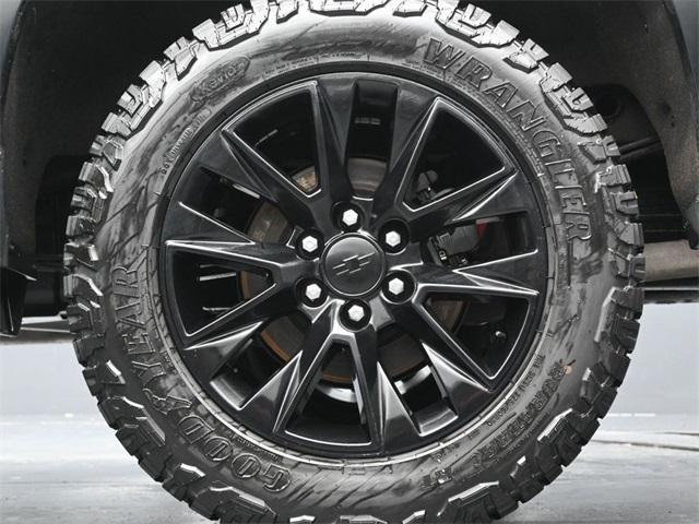 Photo of 2021 Summit White Chevrolet Silverado 1500