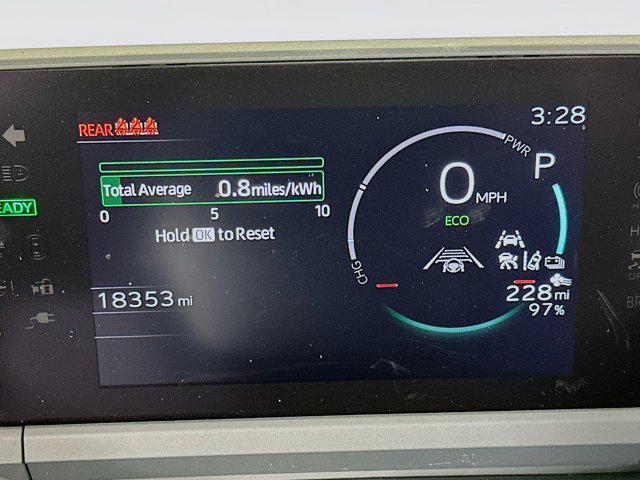 Photo of 2024 Wind Chill Pearl Toyota bZ4X