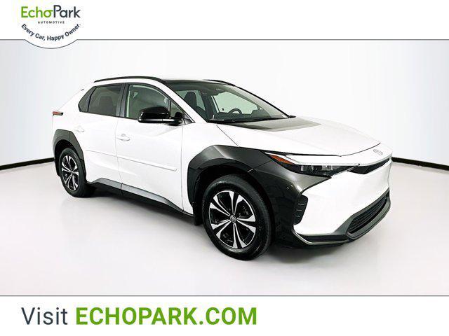 Photo of 2024 Wind Chill Pearl Toyota bZ4X