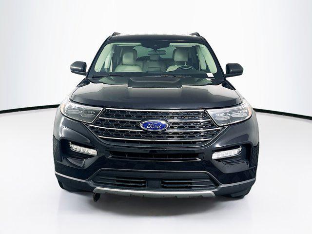 Photo of 2024 Agate Black Metallic Ford Explorer