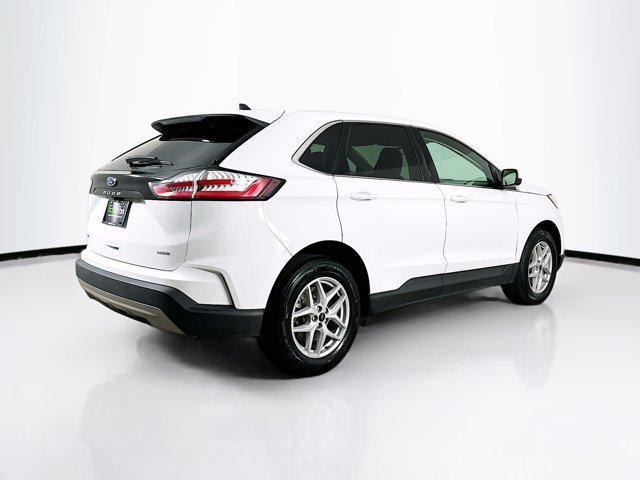 Photo of 2024 Oxford White Ford Edge