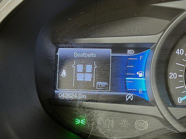 Photo of 2024 Oxford White Ford Edge