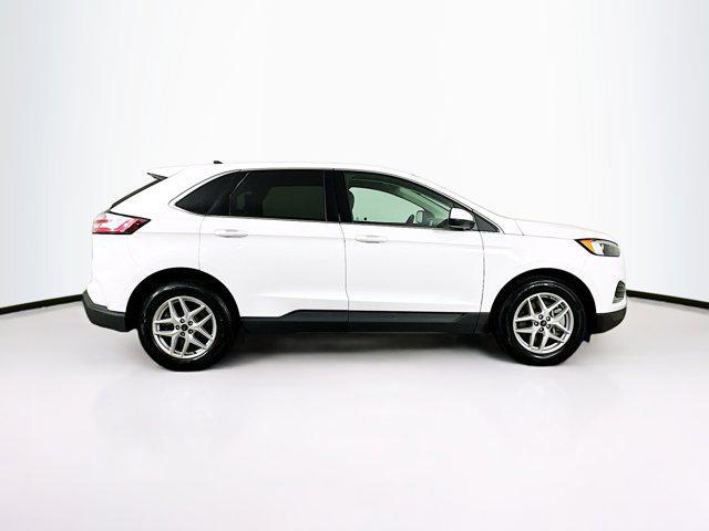 Photo of 2024 Oxford White Ford Edge