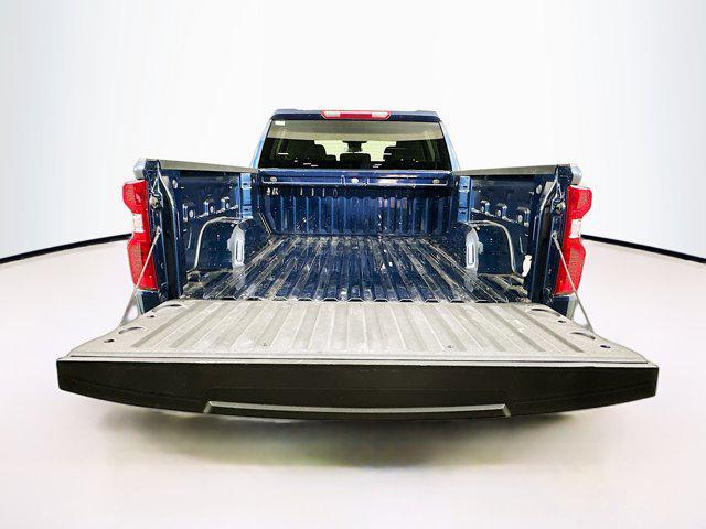 Photo of 2022 Northsky Blue Metallic Chevrolet Silverado 1500