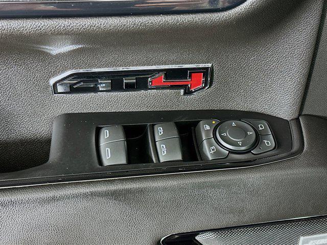 Photo of 2022 Onyx Black GMC Sierra 1500