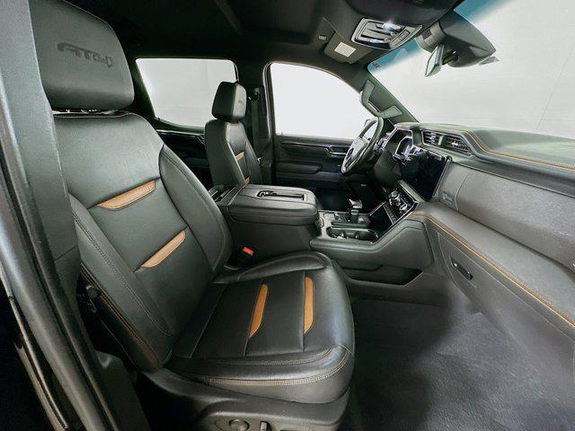Photo of 2022 Onyx Black GMC Sierra 1500