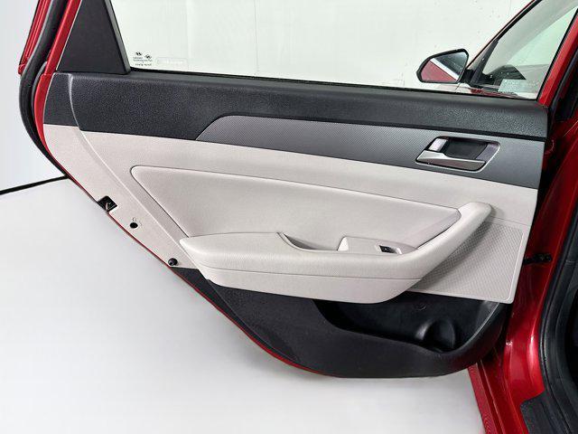 Photo of 2018 Scarlet Red Hyundai SONATA