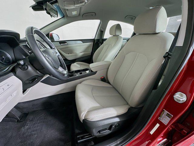 Photo of 2018 Scarlet Red Hyundai SONATA