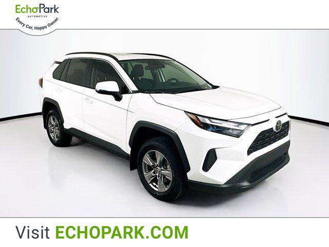 Photo of 2024 Ice Cap Toyota RAV4